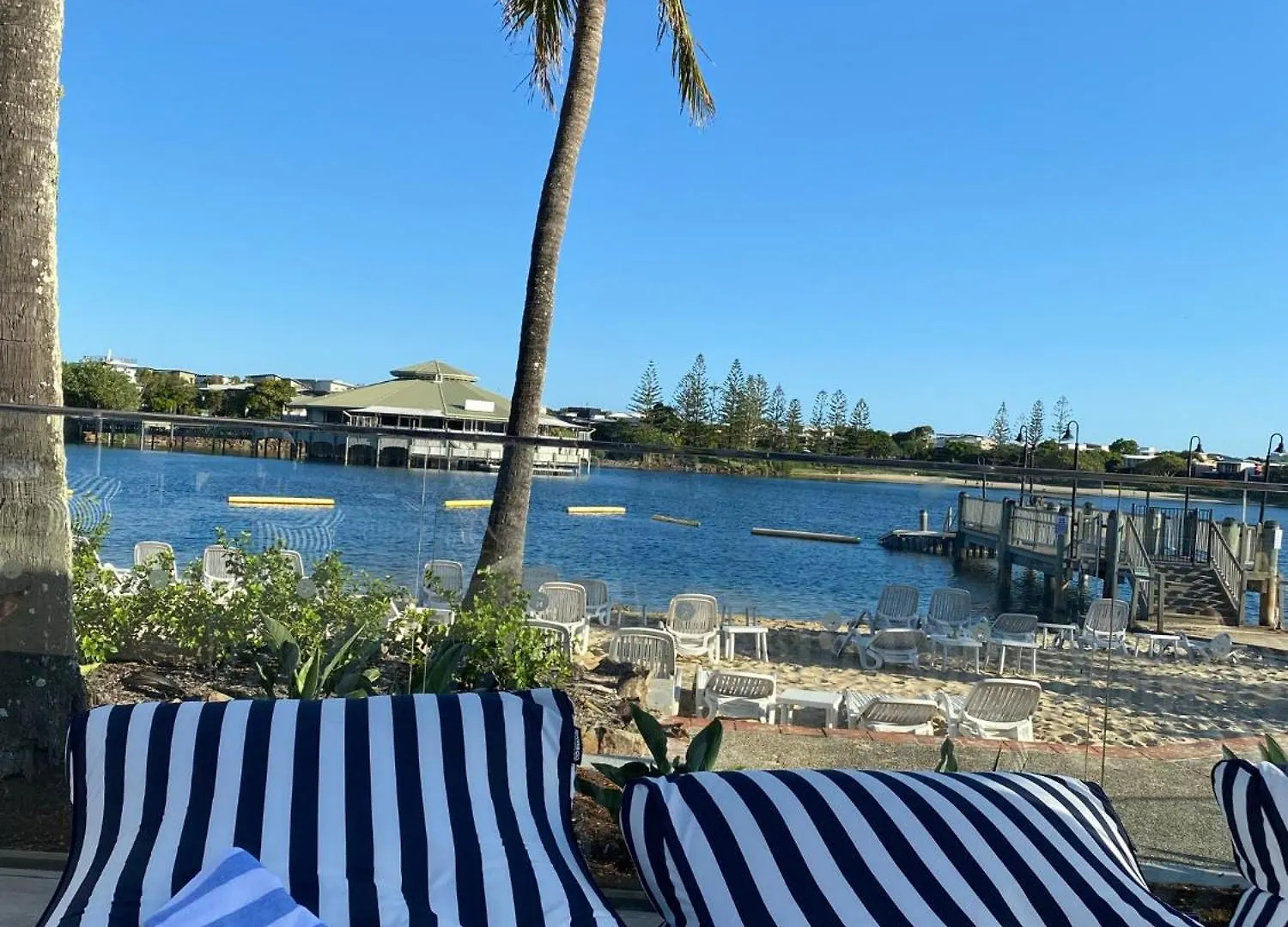 Large Family Sized Unit With Watersports, Maroochy River, Lagoon, And Beach Access Twin Waters Australien